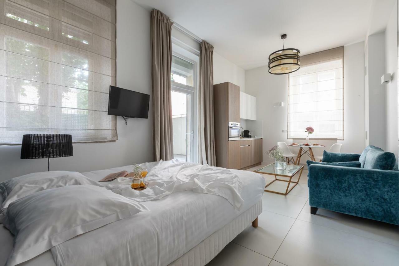 Milestay Champs Elysees Париж Экстерьер фото