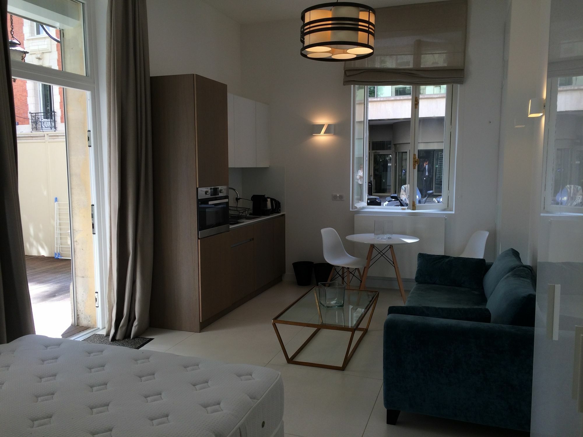 Milestay Champs Elysees Париж Экстерьер фото